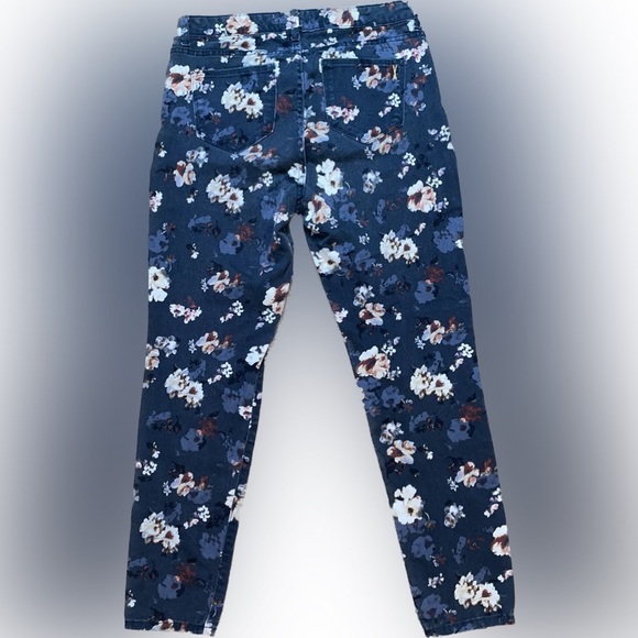 America Blues Size 10R/30 BOHO SKINNY Womens Black Floral Jeans Preloved - Picture 1 of 6
